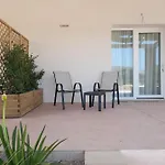 Marrella Bed & Breakfast 3*