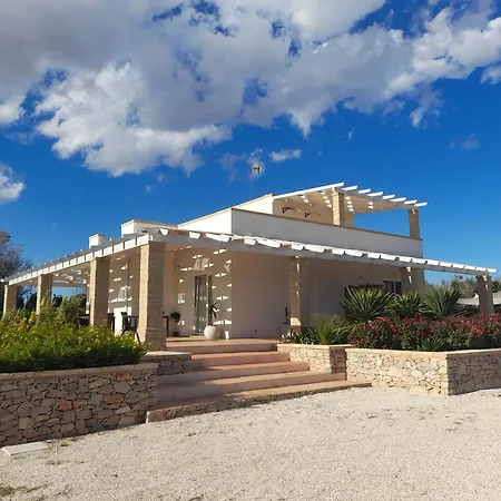 Marrella Bed & Breakfast